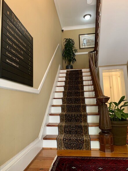 More Photos Of 1201-1217 Hampton St, Columbia Office For Lease