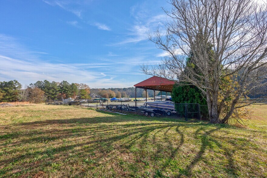 More Photos Of 1020 Blue Springs Rd, Buckhead Parking Lot For Sale