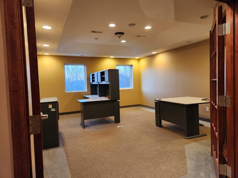 More Photos Of 3352 Sherman Ct, Eagan Medical For Sale