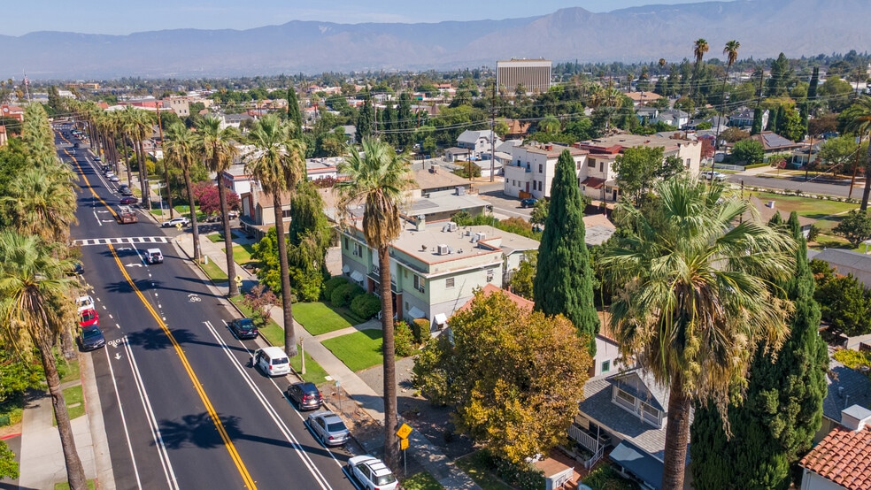 More Photos Of 325 Cajon St, Redlands Freestanding For Sale