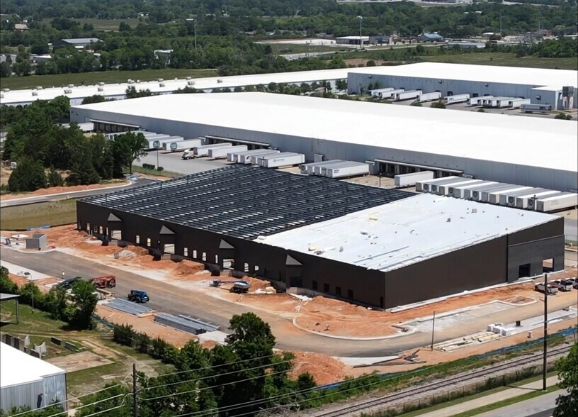 Primary Photo Of Northeast of the N 13th Street & W Easy Street Int, Rogers Industrial For Lease