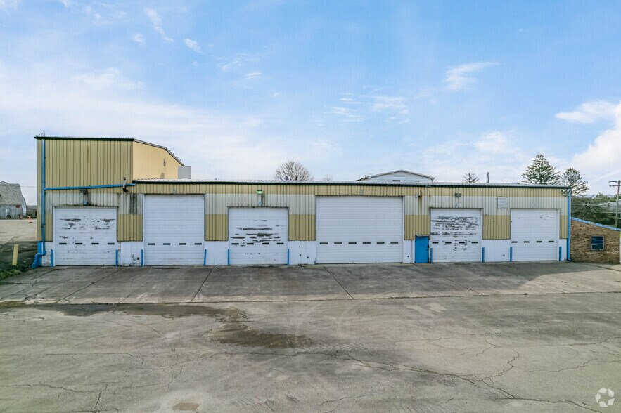 More Photos Of 306 Balsinger Rd, Uniontown Manufacturing For Sale
