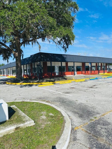More Photos Of 6500 Miami Dr, Lake Wales Restaurant For Lease