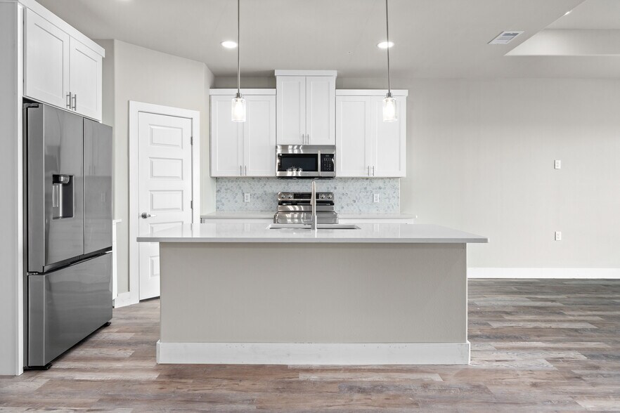 More Photos Of 15501 Cruiser Units st, Corpus Christi Multifamily For Sale