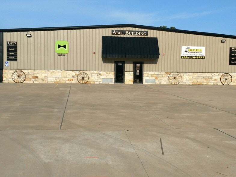 More Photos Of 11075 Eastex Fwy, Beaumont Unknown For Lease