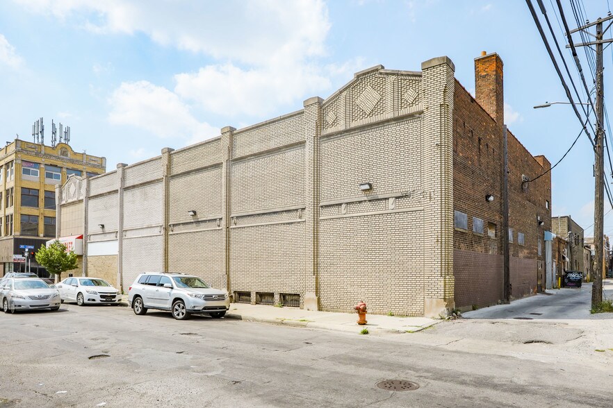 More Photos Of 10200 Joseph Campau St, Hamtramck Storefront For Lease