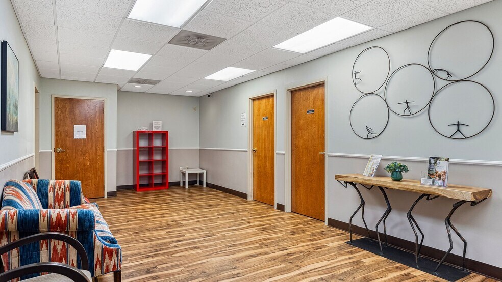 More Photos Of 2149 Valleygate Dr, Fayetteville Medical For Sale