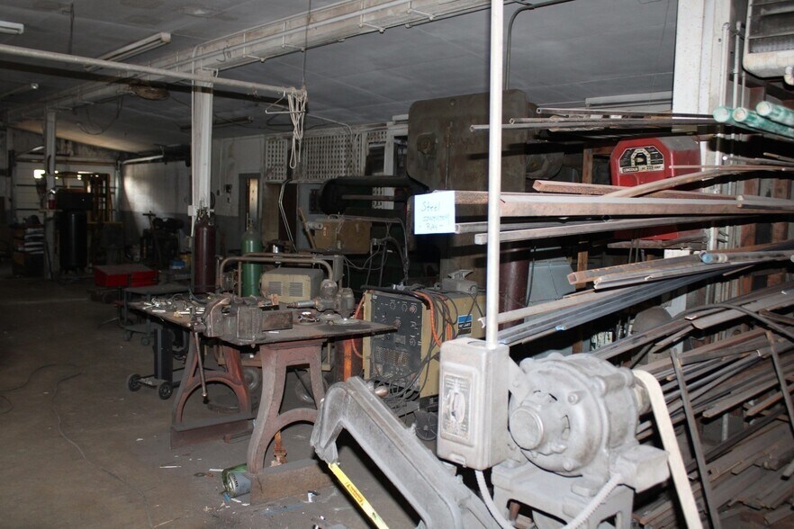 More Photos Of 5 Millers Falls Rd, Turners Falls Warehouse For Sale