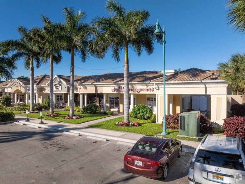 More Photos Of 26381 S Tamiami Trl, Bonita Springs Unknown For Lease