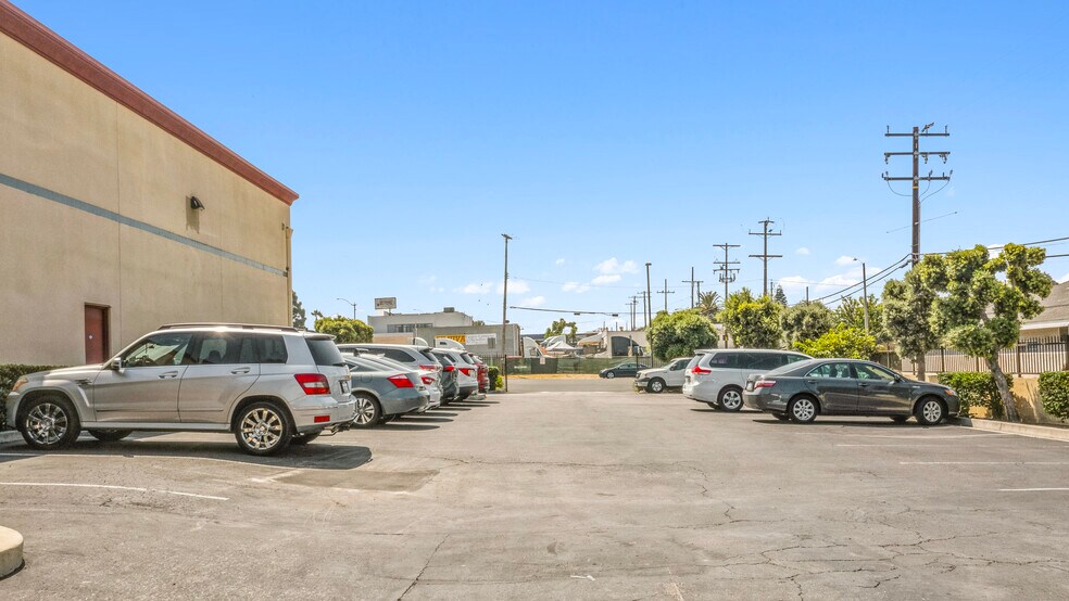 More Photos Of 3111 Long Beach Blvd, Long Beach Medical For Sale