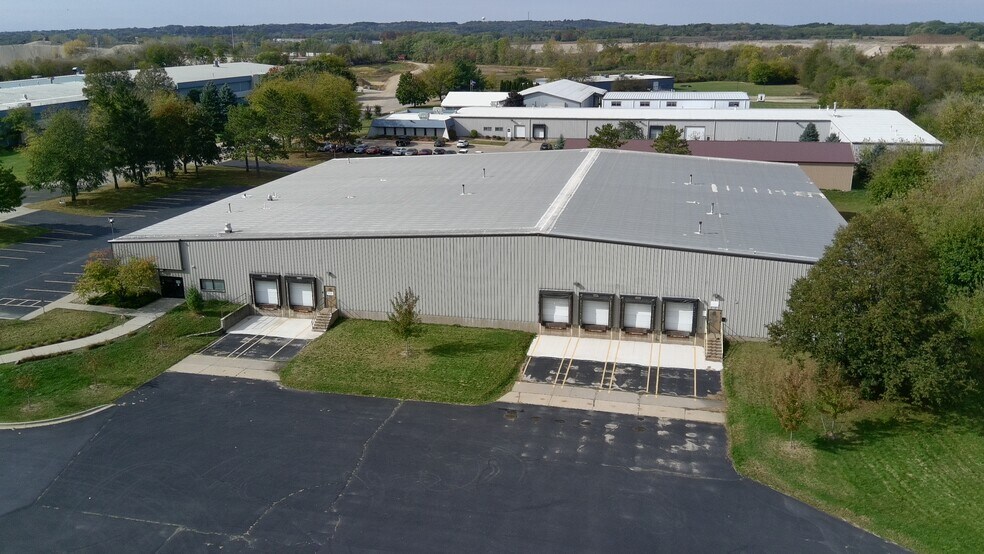 More Photos Of 1205-1227 Barberry Dr, Janesville Manufacturing For Sale