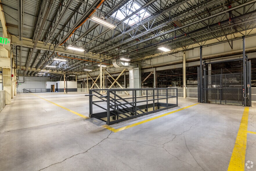 More Photos Of 121 Technology Dr, Durham Unknown For Lease