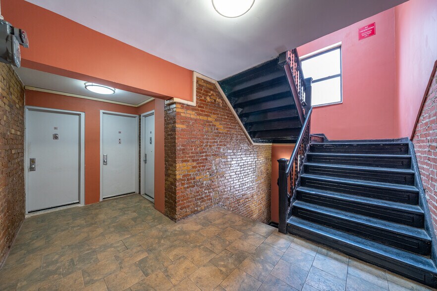 More Photos Of 332 E 95th St, New York Apartments For Sale