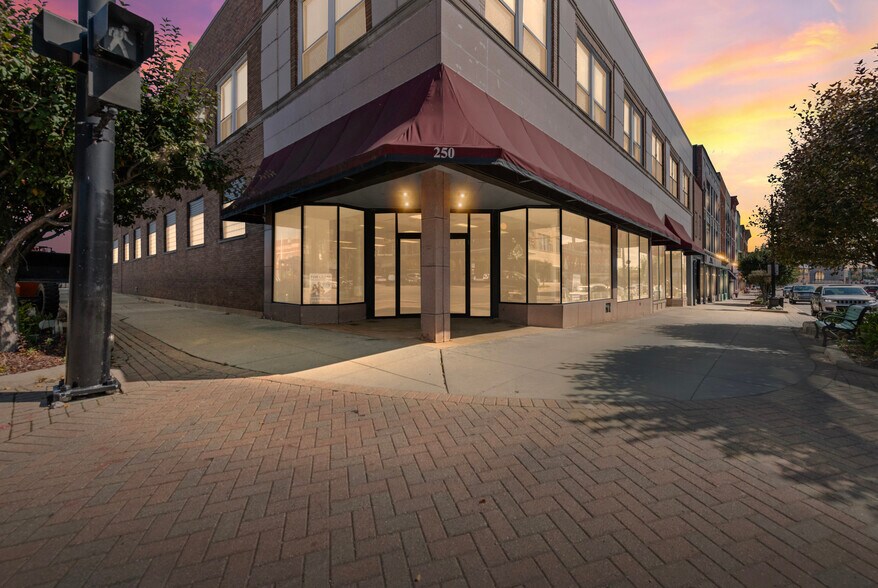 Primary Photo Of 240 Huron Ave, Port Huron Storefront For Lease