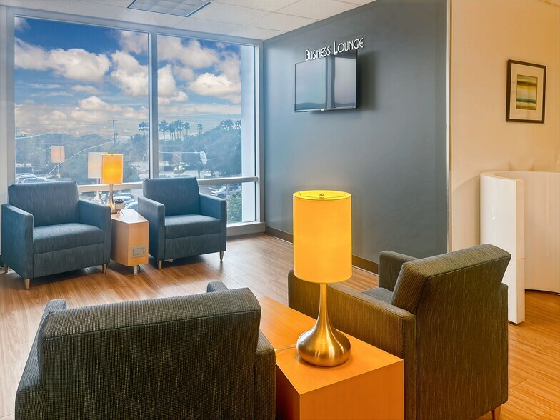 More Photos Of 701 Palomar Airport Rd, Carlsbad Coworking Space