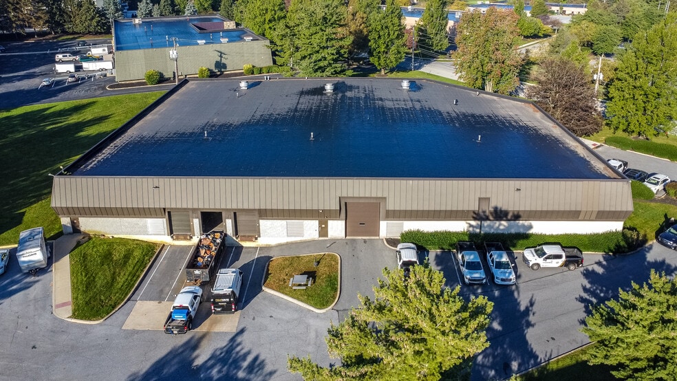 More Photos Of 1816 Olde Homestead Ln, Lancaster Warehouse For Lease