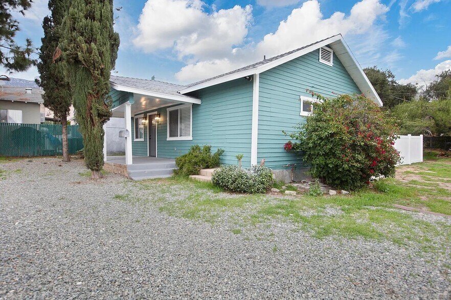 More Photos Of 1736 N Sierra Bonita Ave, Pasadena Land For Sale