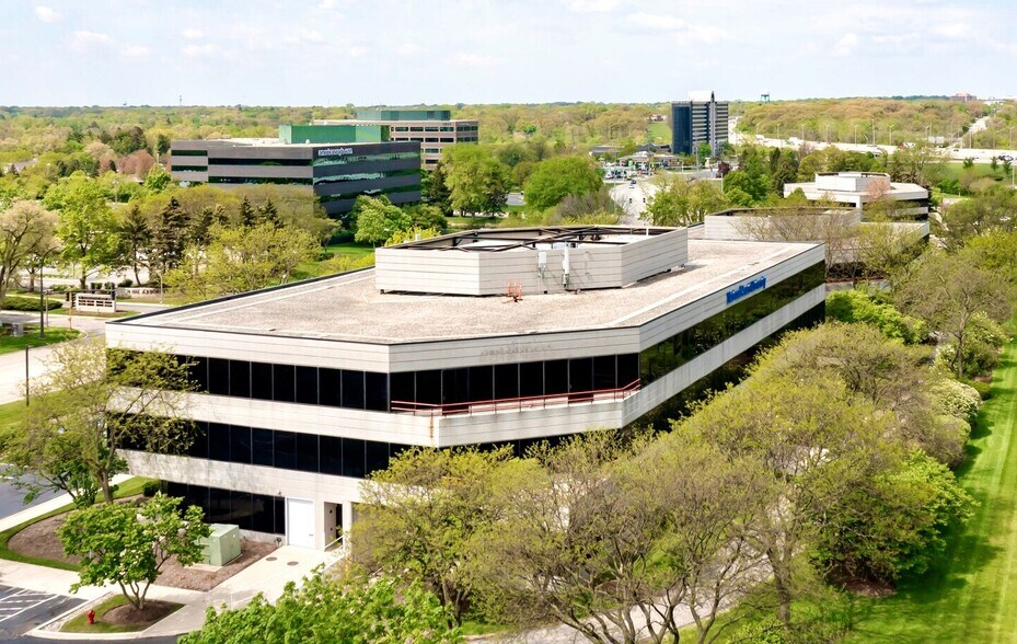More Photos Of 850 Warrenville Rd, Lisle Office For Sale