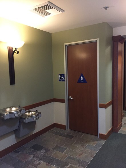 More Photos Of 4300 Tradewinds Dr, Oxnard Unknown For Lease