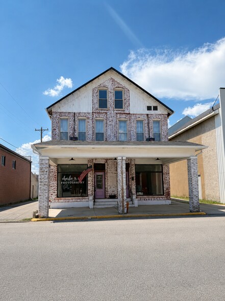 More Photos Of 113-115 E 3rd St, Rushville Storefront Retail Residential For Sale