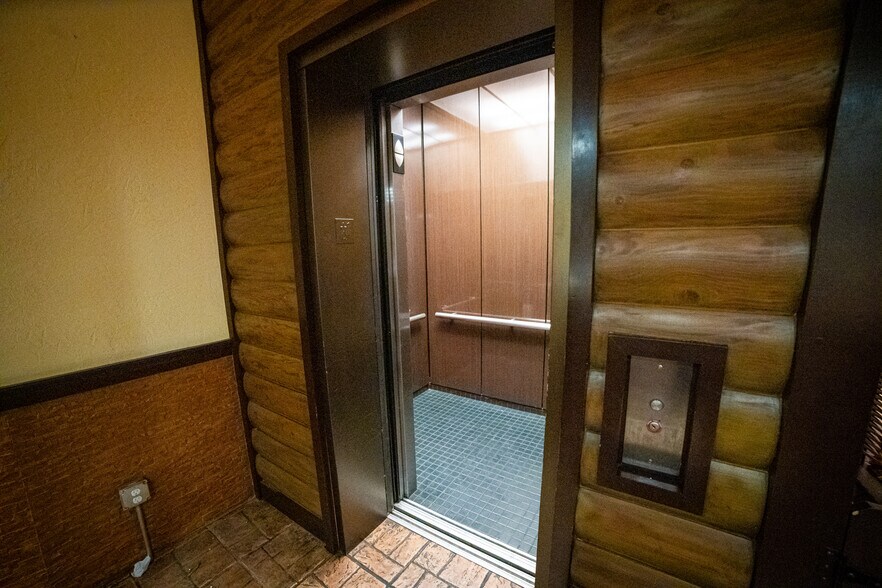 More Photos Of 1655 Sheepshead Bay Rd, Brooklyn Restaurant For Sale