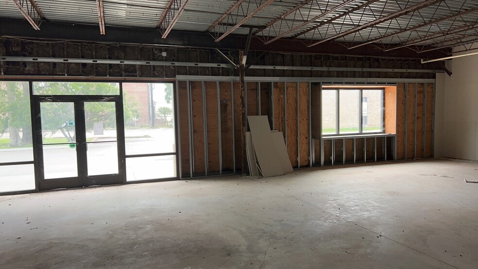 More Photos Of 1199 Nasa Pky, Houston Restaurant For Lease