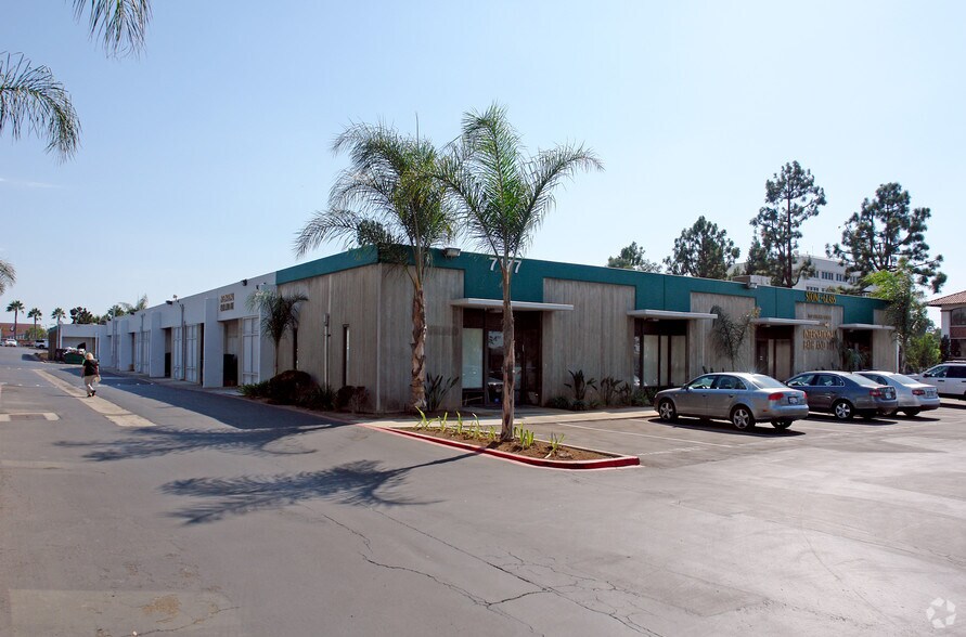 More Photos Of 7177 Convoy Ct, San Diego Unknown For Lease