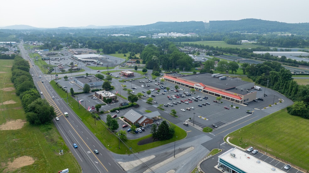 More Photos Of 4850 Penn Ave, Sinking Spring Fast Food For Sale