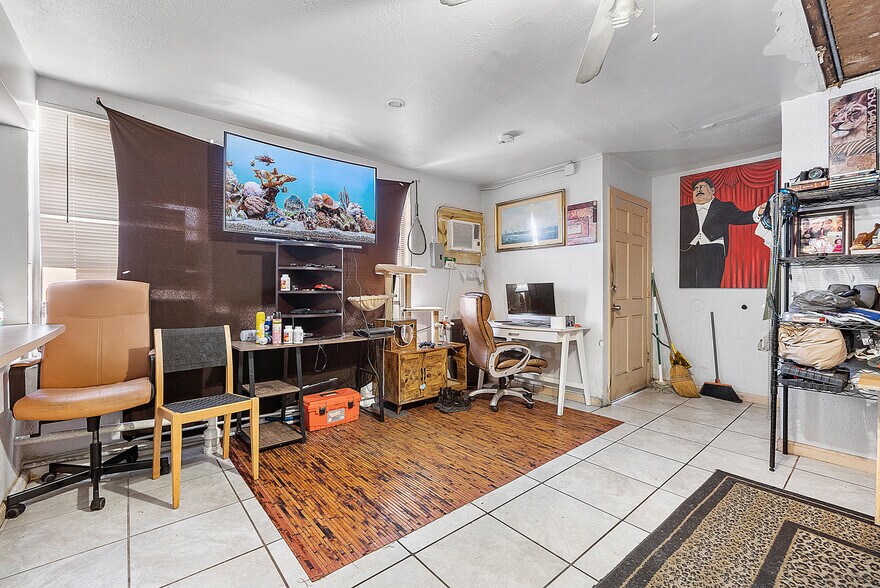 More Photos Of 2435 N Dixie Hwy, Wilton Manors Apartments For Sale