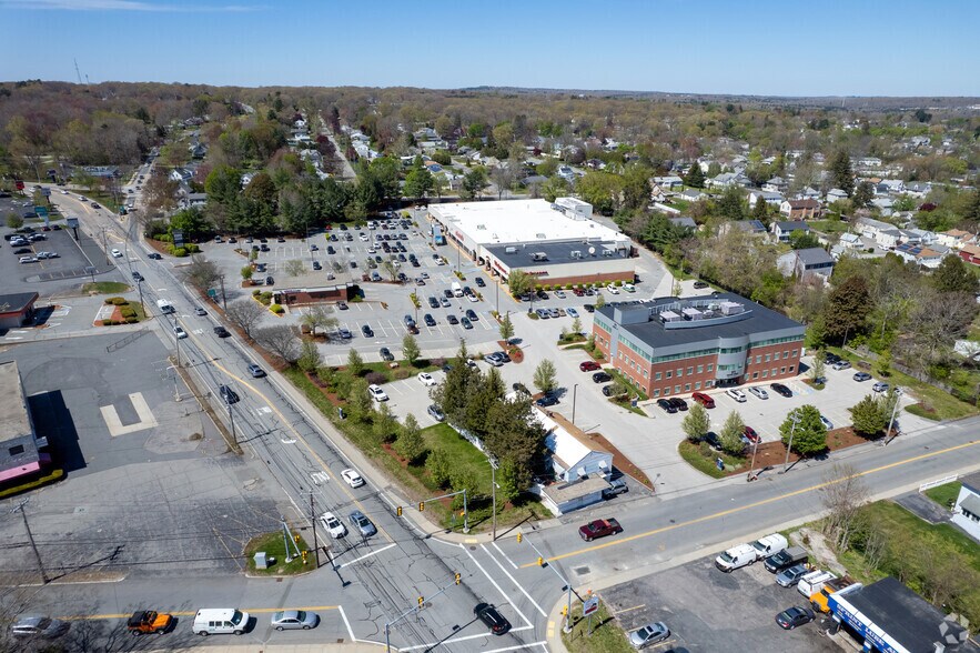 More Photos Of 91 Water St, Milford Medical For Lease