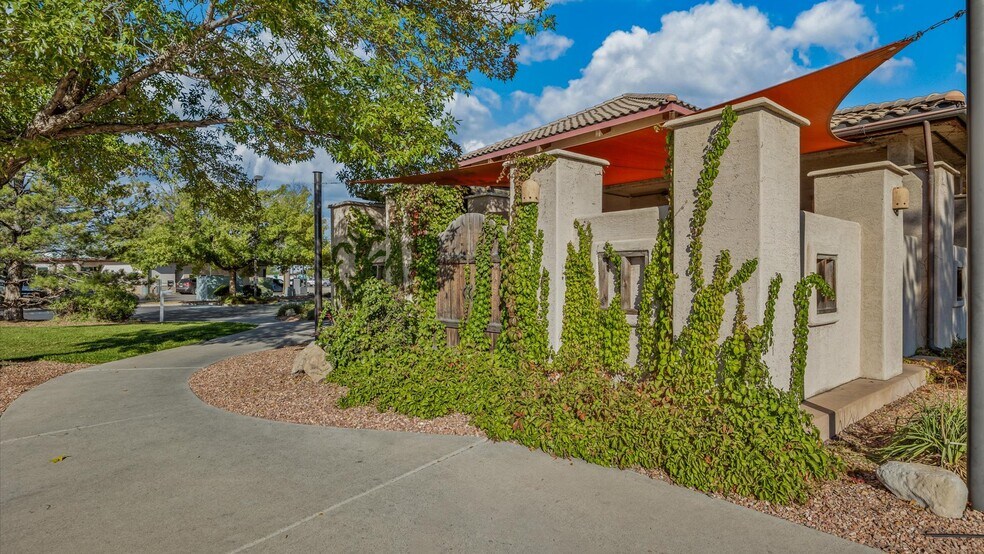 More Photos Of 3245 I-70 Business Loop, Clifton Restaurant For Sale