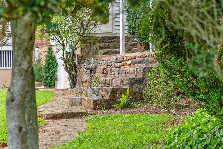 More Photos Of 1830 Thrift Rd, Madison Winery Vineyard For Sale