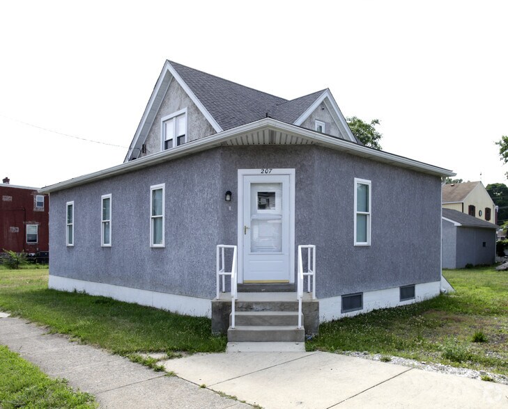 Primary Photo Of 207 S Governor Printz Blvd, Lester Office For Sale