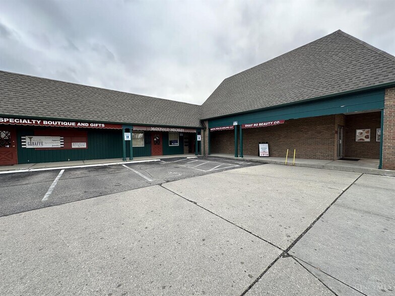 More Photos Of 2010-2040 Anderson Ferry Rd, Cincinnati Unknown For Lease