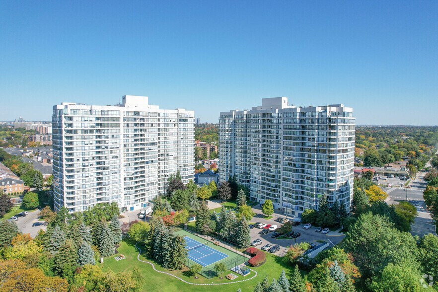 More Photos Of 7300-7330 Yonge St, Vaughan Apartments For Lease