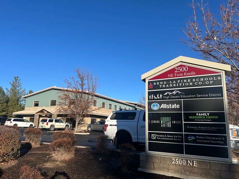 More Photos Of 2500 NE Twin Knolls Dr, Bend Medical For Sale