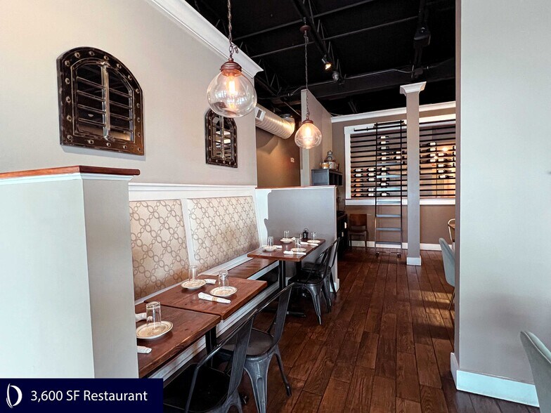 More Photos Of 921 White Plains Rd, Trumbull Storefront Retail Office For Lease