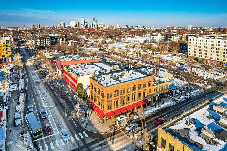More Photos Of 2957 Lyndale Ave S, Minneapolis Apartments For Lease