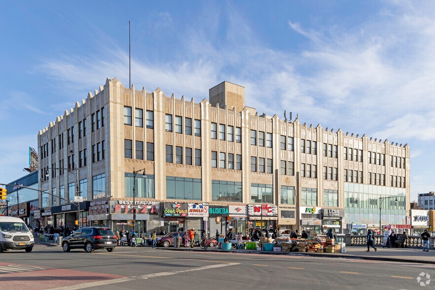 More Photos Of 2480-2496 Grand Concourse, Bronx Office For Lease