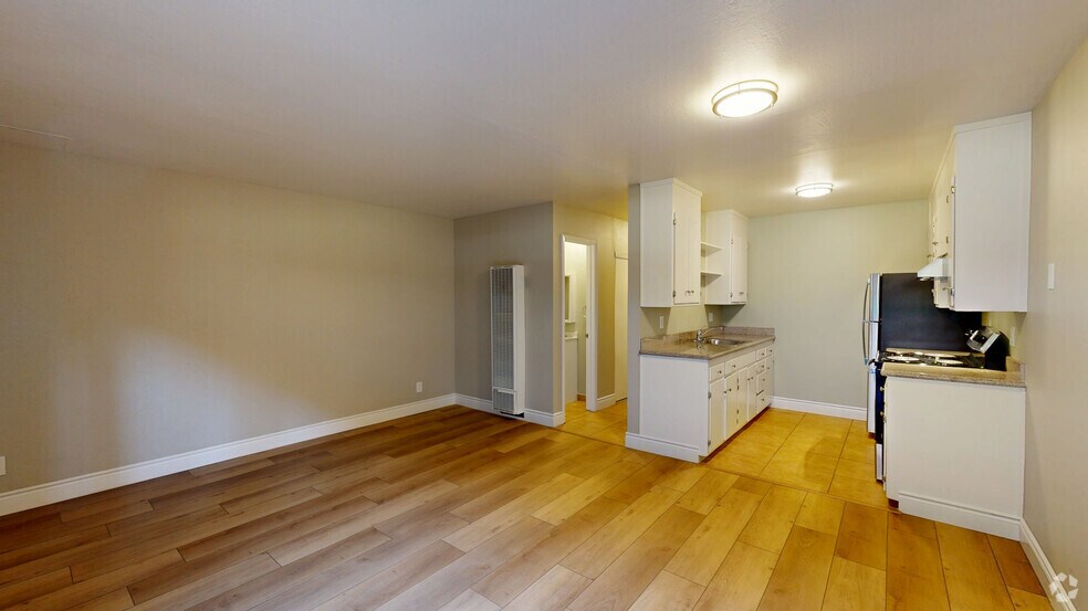 Primary Photo Of 2125 92nd Ave, Oakland Apartments For Sale