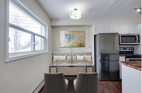 More Photos Of 1050 Highland St, Burlington Apartments For Sale