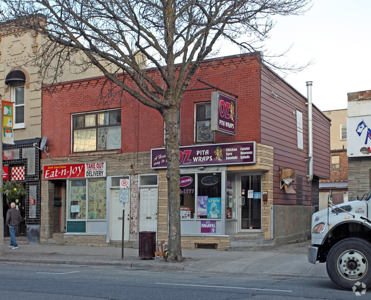 Primary Photo Of 6-8 Bond St W, Oshawa Storefront Retail Residential For Sale