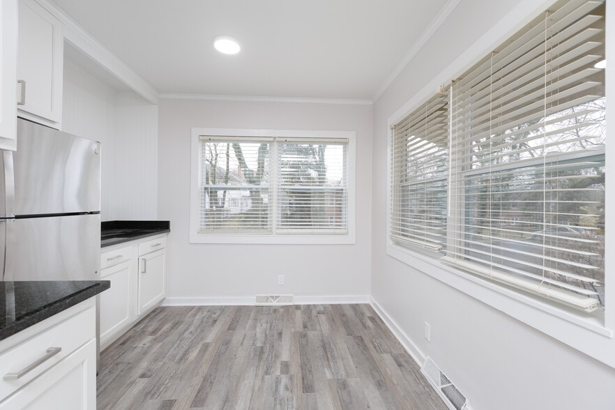More Photos Of 4577 Olentangy River Rd, Columbus Apartments For Sale