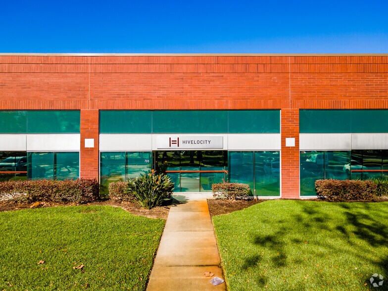 More Photos Of 4502 Woodland Corporate Blvd, Tampa Unknown For Lease