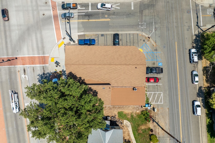 More Photos Of 9793 Live Oak Blvd, Live Oak Storefront Retail Office For Sale