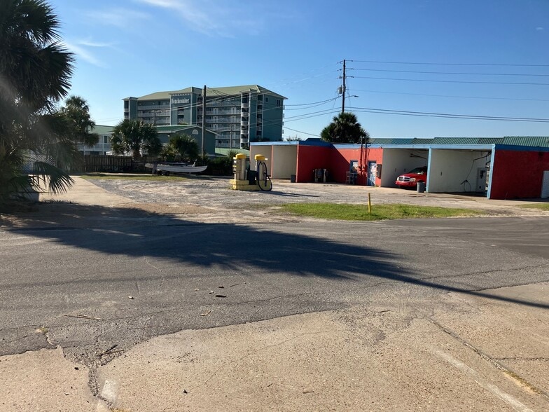 More Photos Of 301 S Arnold Rd, Panama City Beach Carwash For Lease