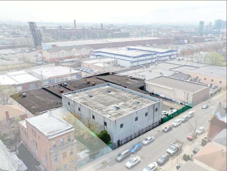 Primary Photo Of 175 Mount Pleasant Ave, Newark Warehouse For Lease