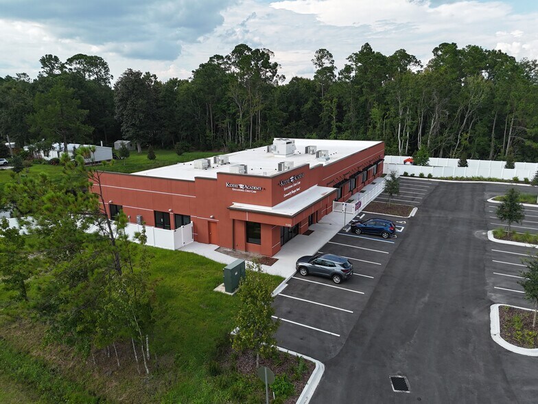 More Photos Of 1135 Clay st, Fleming Island Daycare Center For Sale