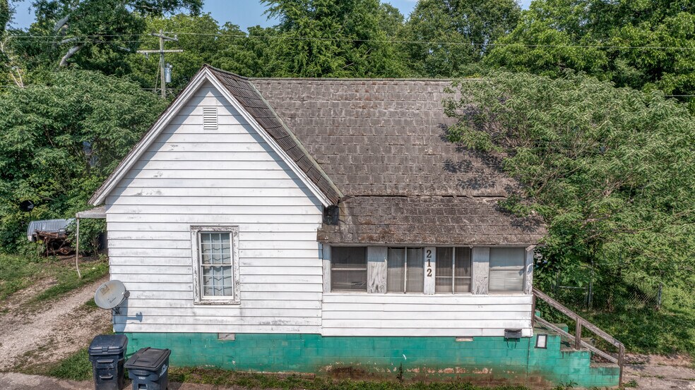 More Photos Of , Anderson Unknown For Sale