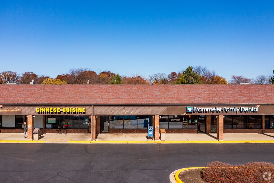 More Photos Of 5600-5699 College Rd, Lisle Unknown For Lease